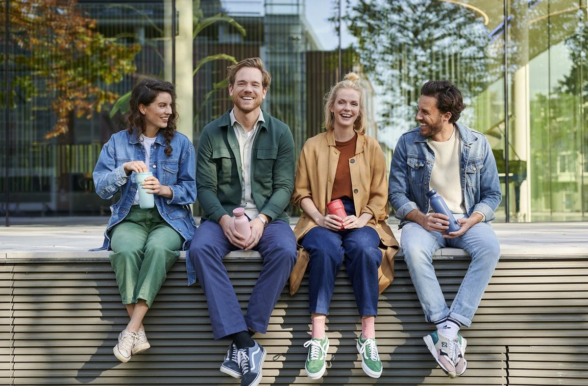 Mepal – Isoleerfles Ellipse 500 Ml – Houdt Je Drankje 12 Uur Warm En 24 Uur Koud – Tinanium – Geschikt Voor Bruiswater – Thermosfles – Lekdicht 2 Mepal – Isoleerfles Ellipse 500 Ml – Houdt Je Drankje 12 Uur Warm En 24 Uur Koud – Tinanium – Geschikt Voor Bruiswater – Thermosfles – Lekdicht - Afbeelding 2