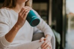 Kambukka Olympus Thermosbeker 300 Ml - Makkelijk Reinigen - Lekvrije Koffiebeker - RVS - Enchanted Forest -Ketelwinkel 1200x800 40