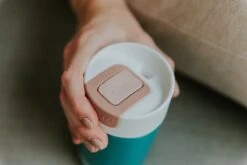 Kambukka Olympus Thermosbeker 300 Ml - Makkelijk Reinigen - Lekvrije Koffiebeker - RVS - Enchanted Forest -Ketelwinkel 1200x800 41