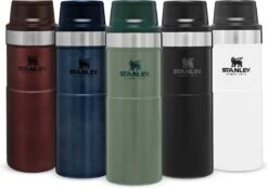 Stanley Trigger-Action Travel Mug 0.47L - Thermosfles - Hammertone Green -Ketelwinkel 1200x846