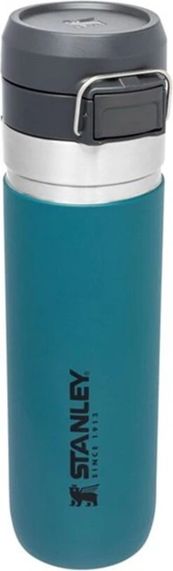 Stanley The Quick Flip Water Bottle 0,70L - Thermosfles - Saffron -Ketelwinkel 365x1200