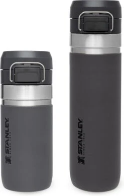 Stanley The Quick Flip Water Bottle 0,70L - Thermosfles - Charcoal -Ketelwinkel 761x1200