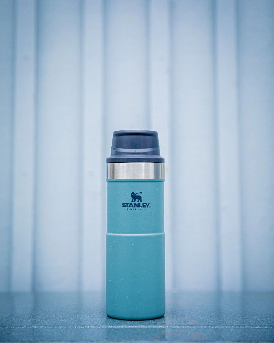 Stanley The Trigger-Action Travel Mug 0,35L Lagoon 2 Stanley The Trigger-Action Travel Mug 0,35L Lagoon - Afbeelding 2
